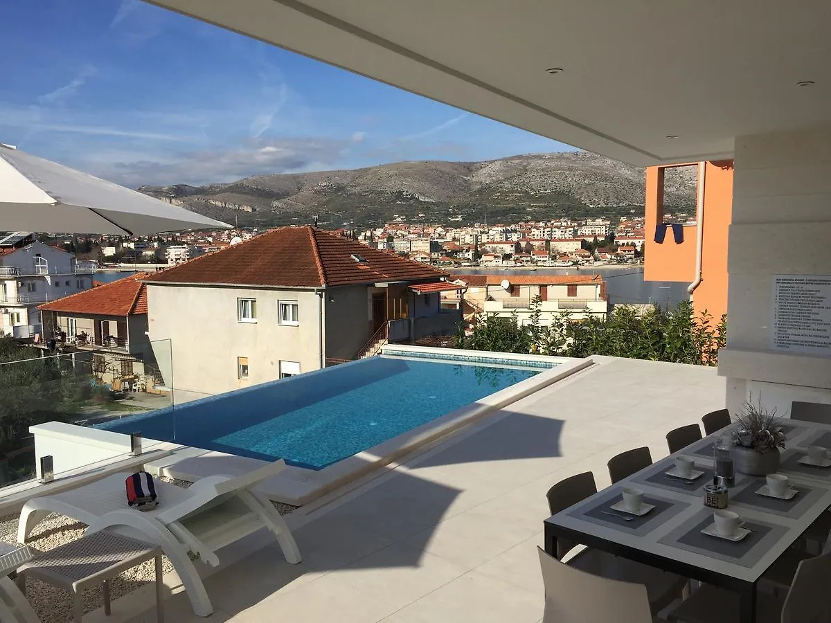 Villa Trogir